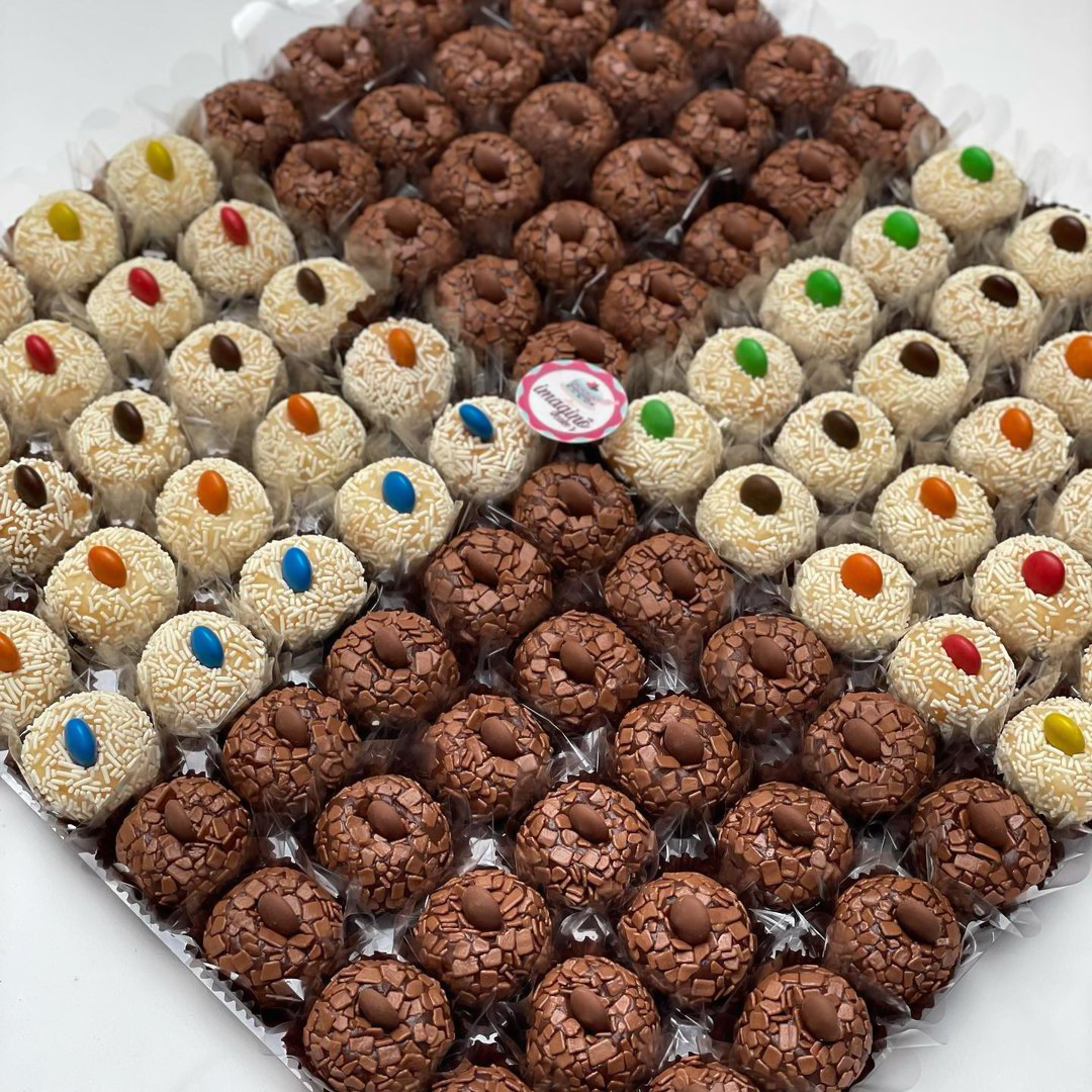 Brigadeiro - Branco colorido